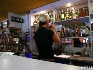 Euro bartender lenka perses jaoks raha