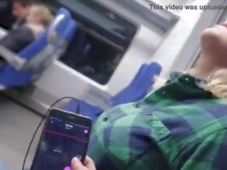 Remote kontroll min orgasmen i den tåg